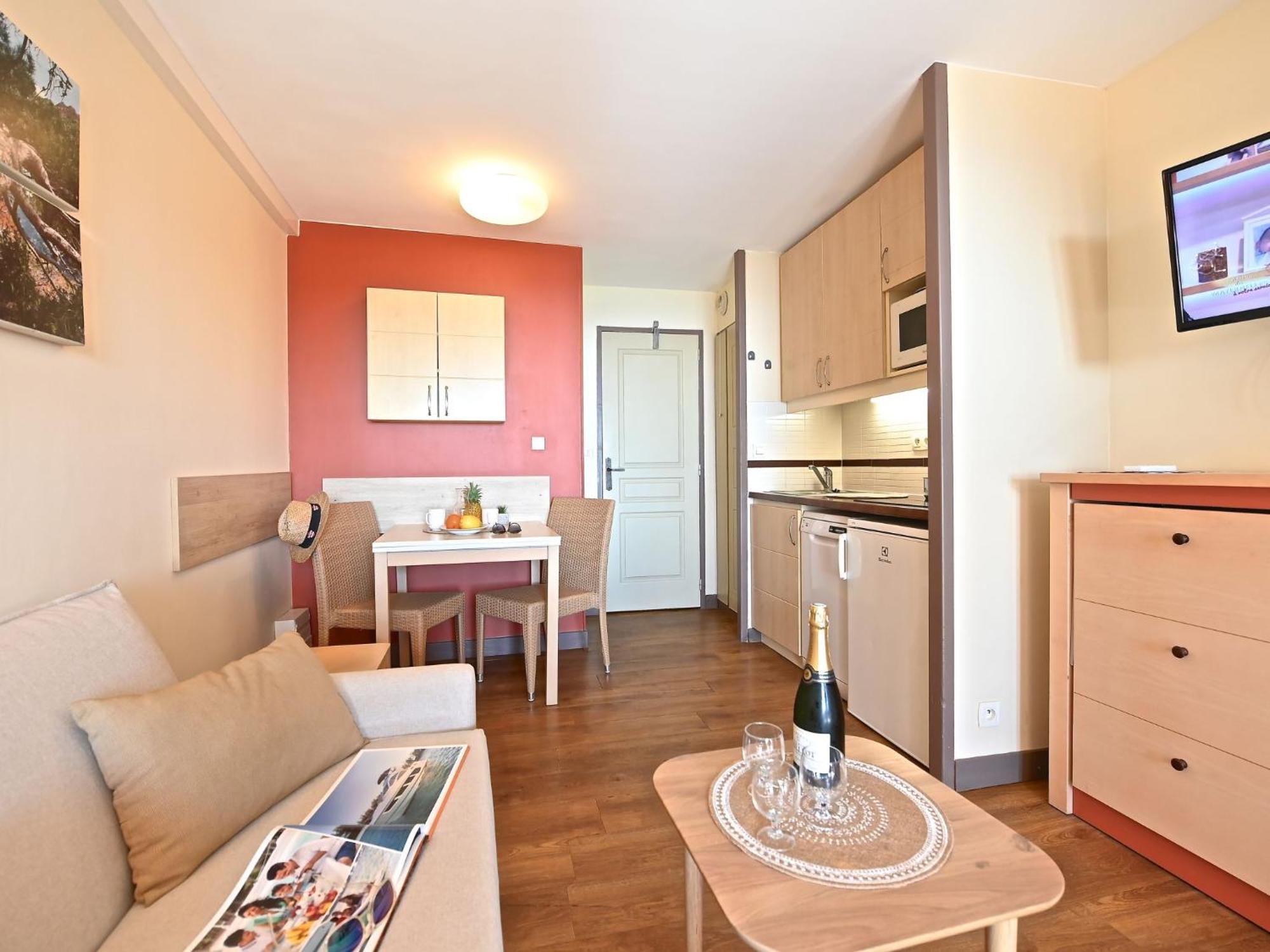 Apartment Village Cap Esterel - Le Village-9 By Interhome แซ็งต์-ราฟาเอล ภายนอก รูปภาพ